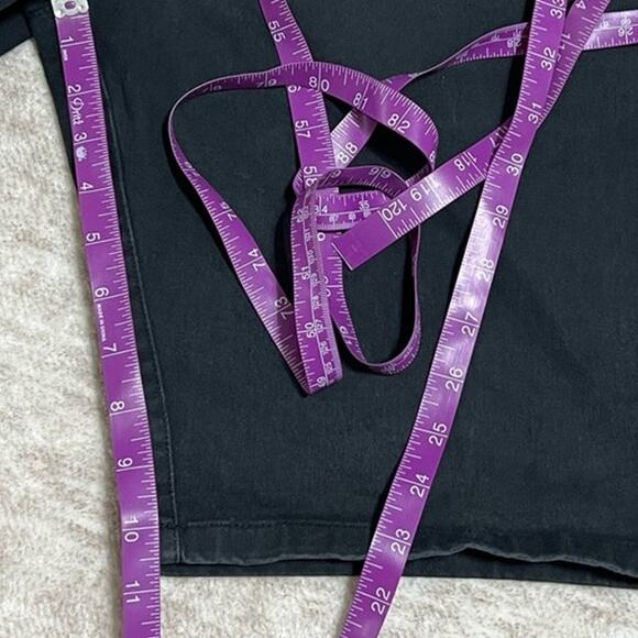 Nike Dark Gray Cotton Flat Front Shorts, Size 32 - Picture 8 of 9